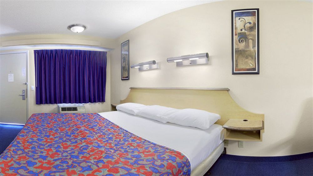 Red Roof Inn Tampa - Brandon Esterno foto