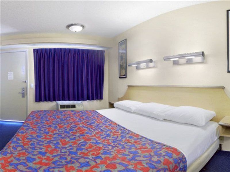 Red Roof Inn Tampa - Brandon Esterno foto